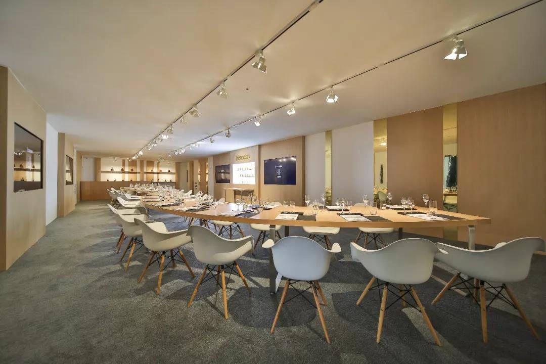 精彩不容错过：VR品酒、喝不醉的鸡尾酒、沉浸式品酒