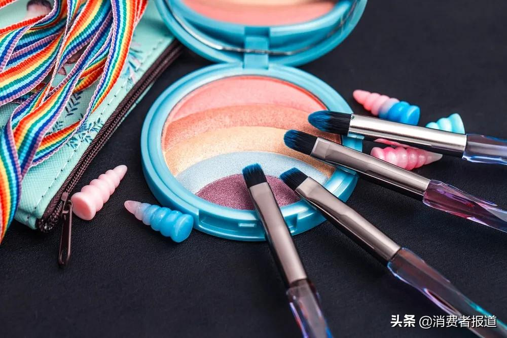 大牌眼影盘红黑榜!芭比波朗、NATASHA DENONA表现突出,珂莱欧有望成为网红爆款?