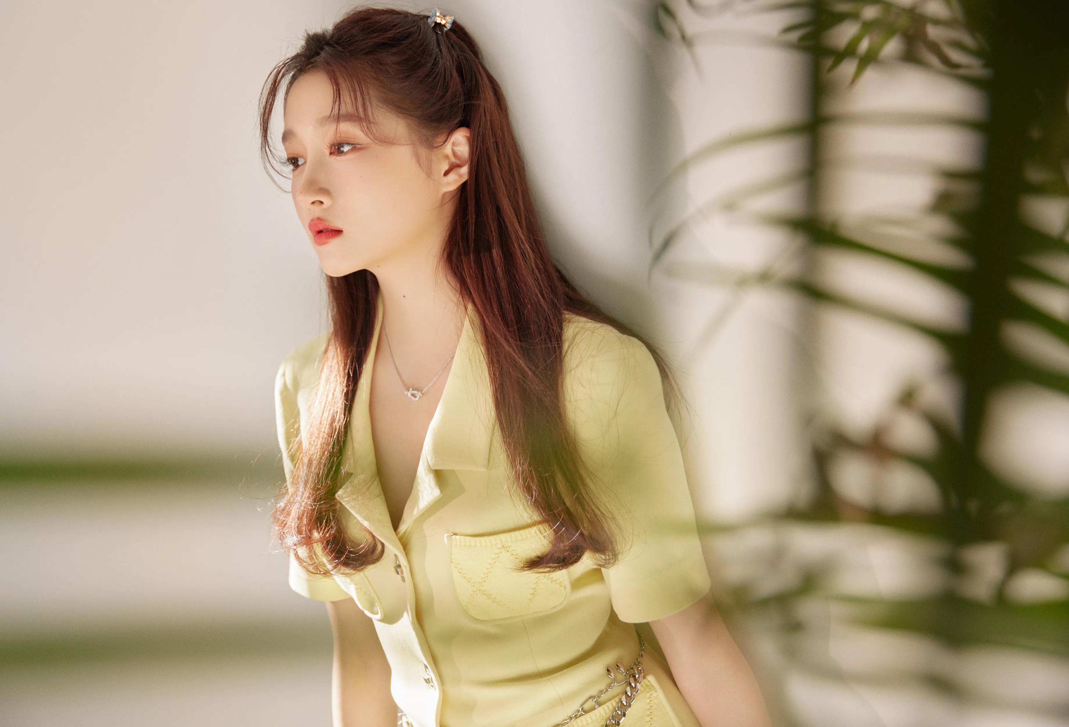 “国民闺女”关晓彤、杨紫，你更喜欢谁，超级大片合集欣赏