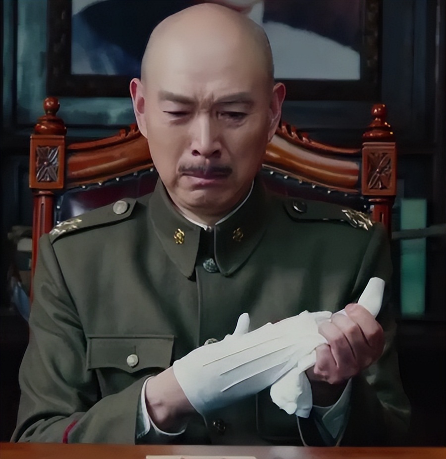 暑期档又一王炸？45集谍战剧疑空降东方卫视，秦俊杰阚清子领衔