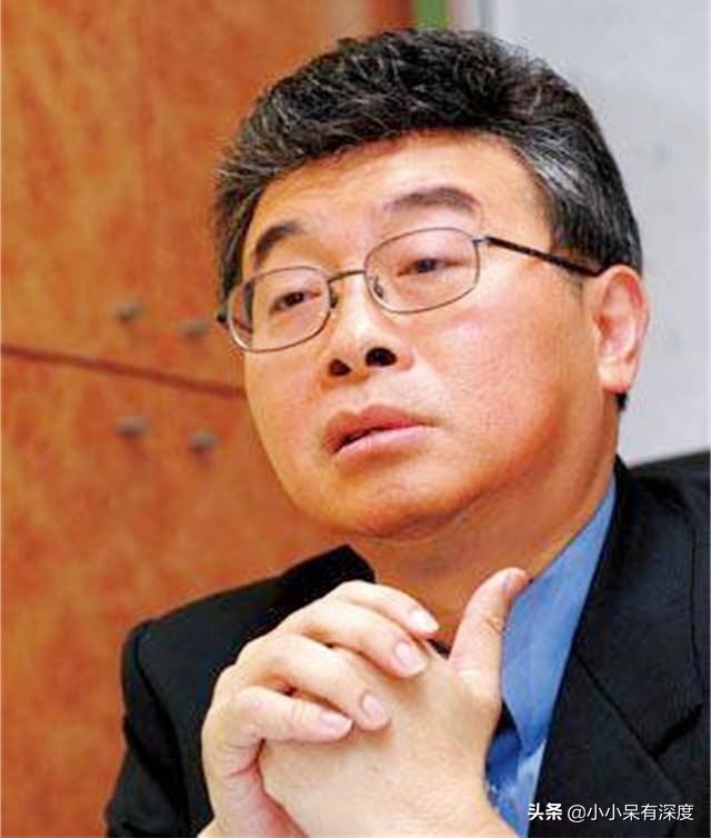 台湾邱毅教授，他铿锵有力地点评，在中国大陆圈粉无数，深受欢迎