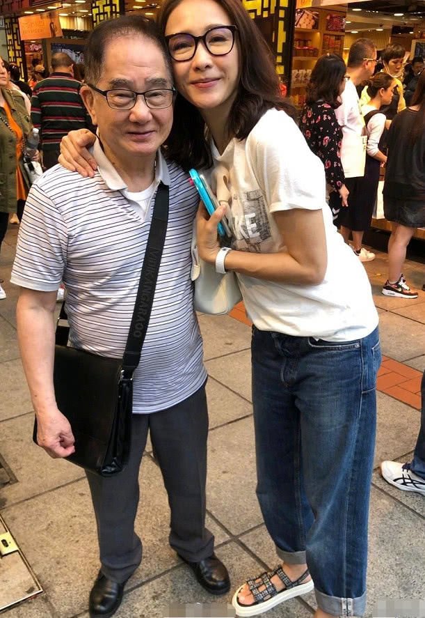 “一胖毁所有”的7位女星，怀孕前是窈窕淑女，怀孕后涨到190斤