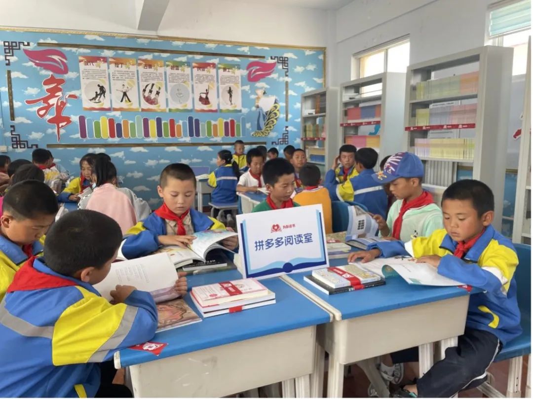 农夫山泉卖盖浇饭；刘强东套现18亿；步步高借款8.27亿