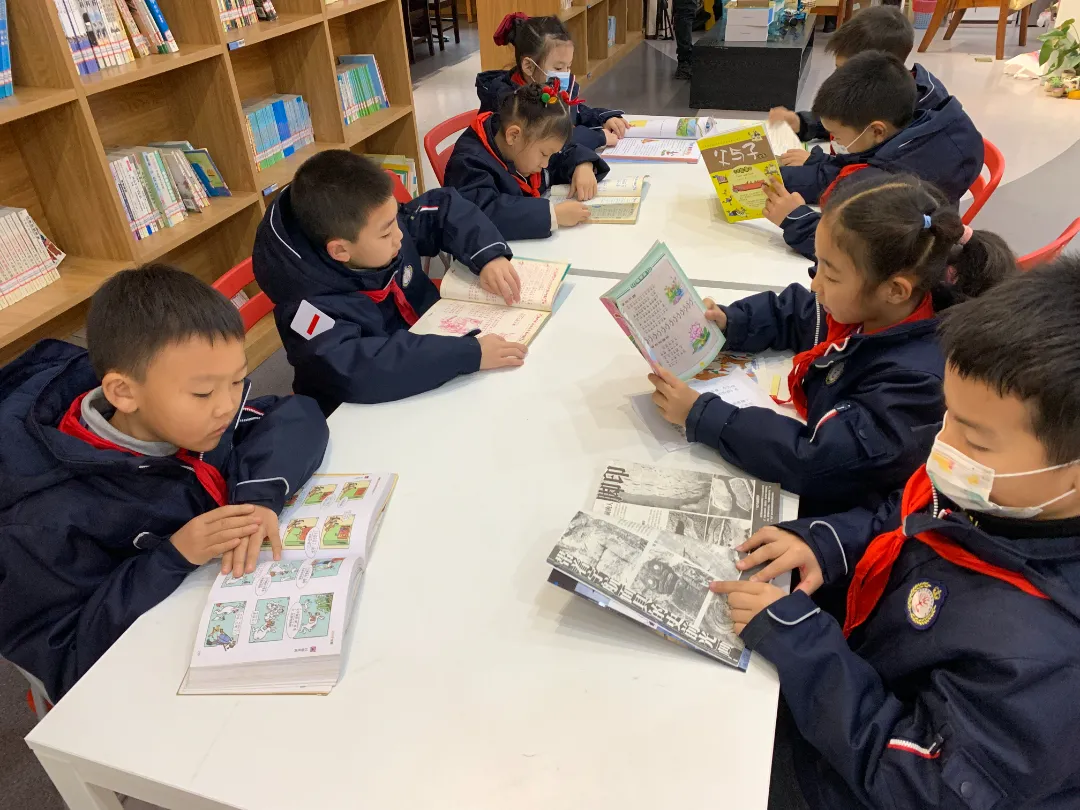 家校互动 趣味共读——华阳实验小学亲子阅读活动报道
