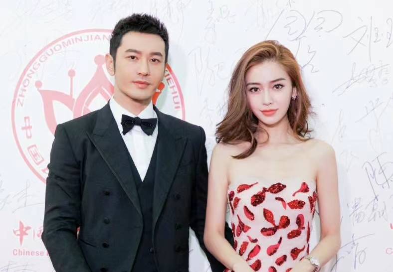 离婚还能做朋友，聚会度假遛孩子，这5对离异明星夫妻，还有往来