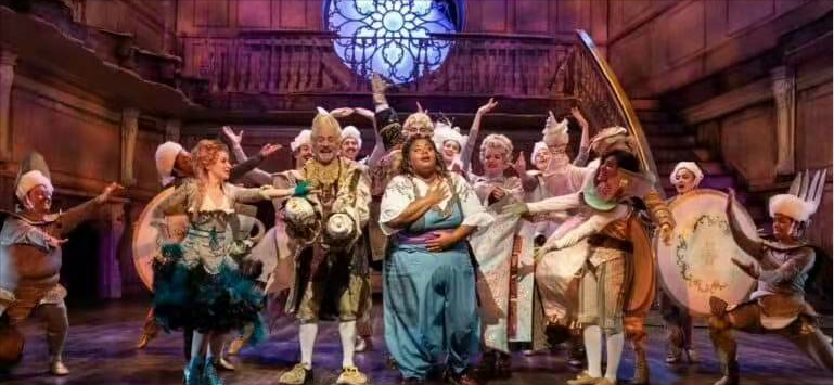 投资63亿的史上最贵剧集被全网嘲？这出好莱坞最大闹剧，该消停了