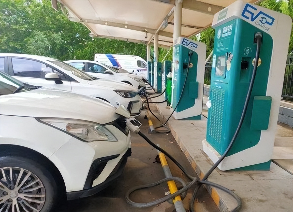 沃玛特集团：国产电池巨头，四年前蓬勃发展，如今却宣告破产