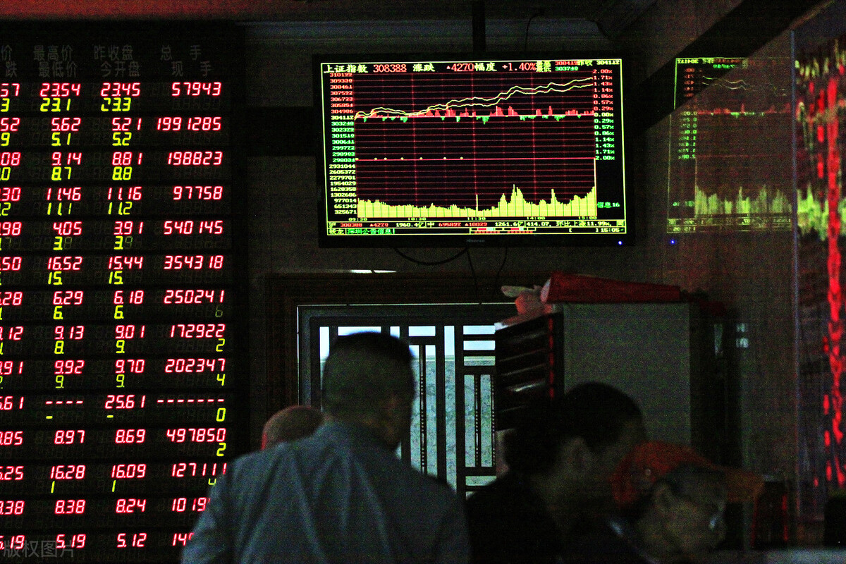 中非共和国28日宣布把比特币定义为法定货币，他们的动机有哪些？