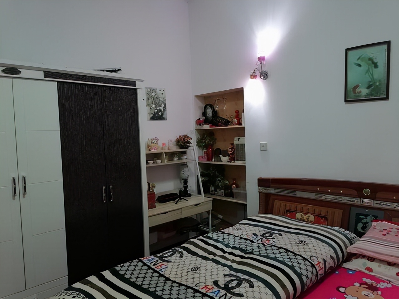 33岁大学生范成金：住家啃老10余年，却说父母毁了她的一生