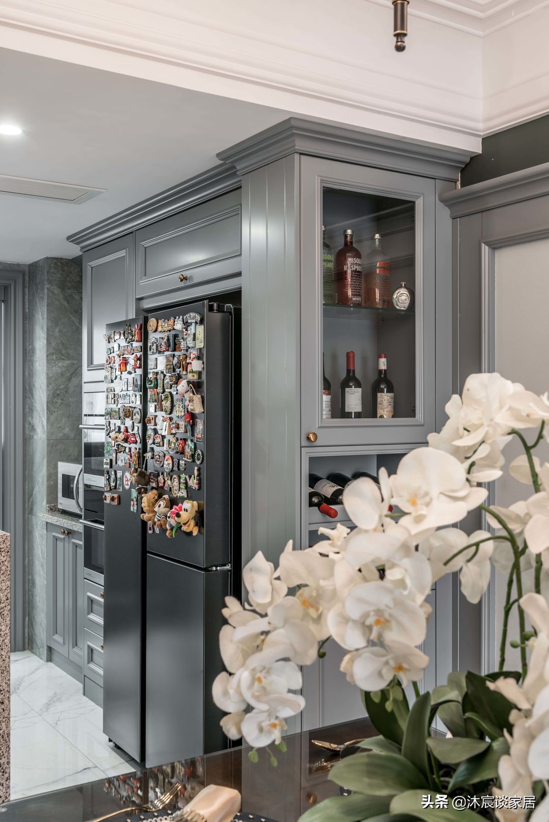 她不要“网红”风格，新家装成经典美式风，随处可见的优雅与浪漫