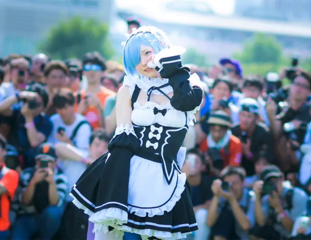 日本最强Cosplayer「えなこ」到底有多强？几分钟带你了解下！-哪边嗨