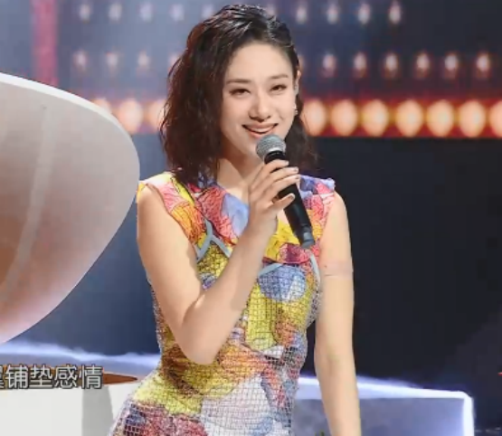 新改版的《星光大道》2022年7月第一期开始了怎么开场主持人换了