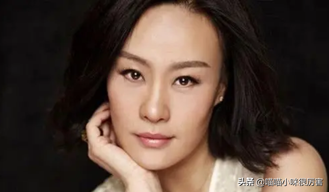 上海美女邬君梅：没孩子成丁克是遗憾，与继女亲密无间是模范继母