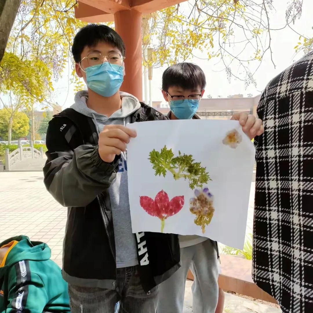 洛阳市第十二中学《奔赴一场和春天的约会》(图17)