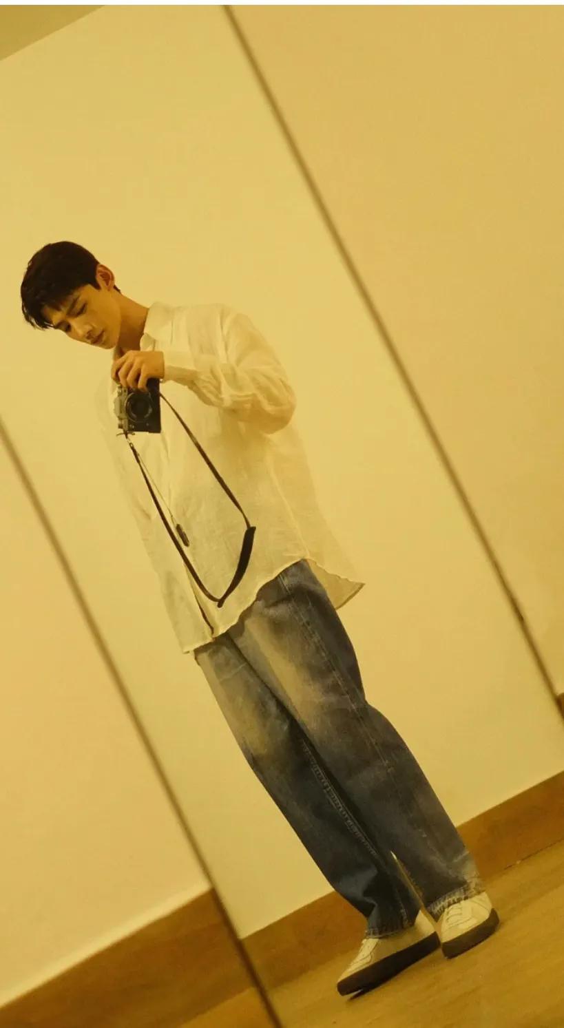 白敬亭ootd