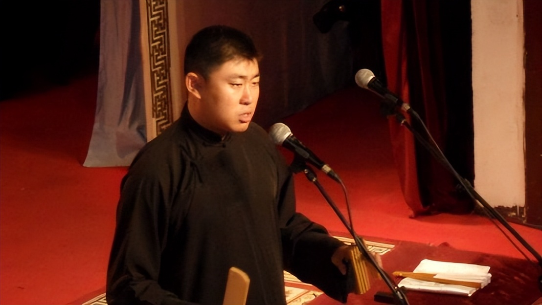 被德云社除名，做法比何伟更卑劣，郭鹤鸣就这样改写了自己的结局