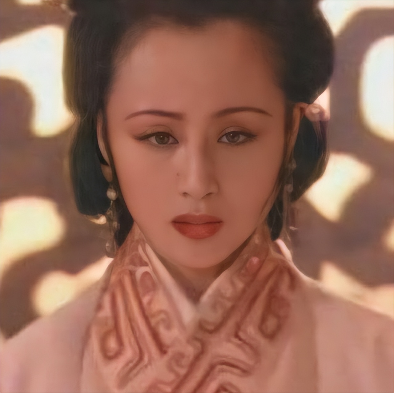 西施不是谁都能演的，有人媚态横生，有人看着就很难受