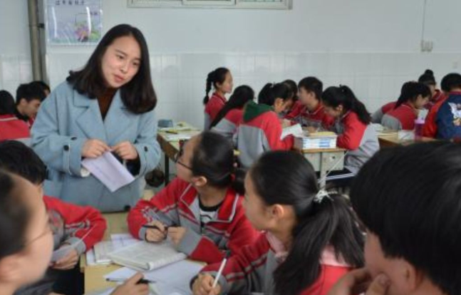 “佛祖托梦，不宜出门”，学生的请假理由有多奇葩，老师无语了