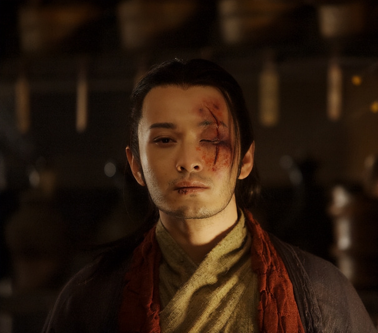 离婚才过2个月,杨颖四处受冷眼,她是否会念起黄晓明的好?