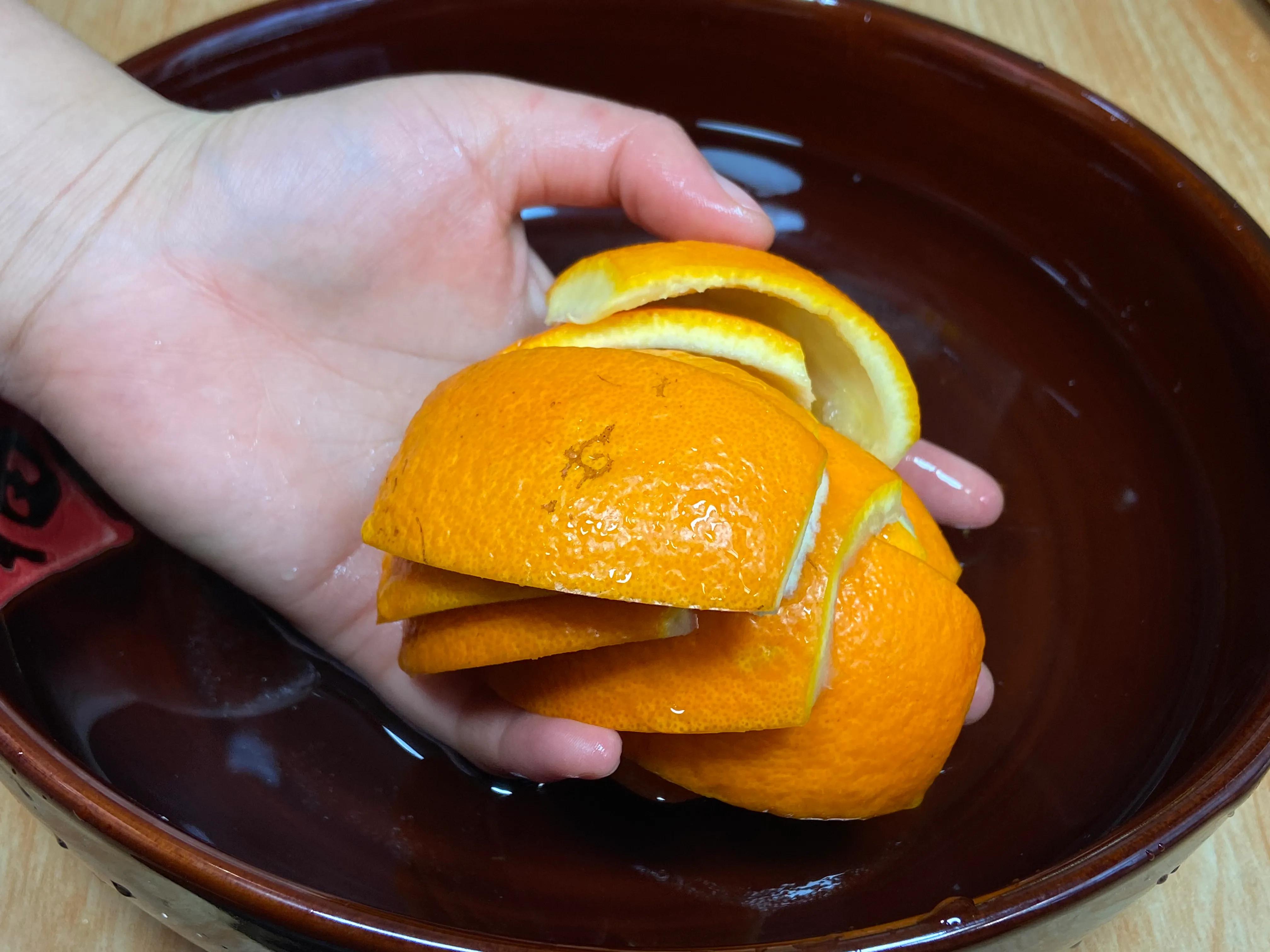 橙子皮加生姜，很多人都不知道有啥用？每天一杯，身体好精神棒