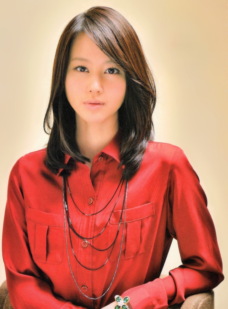 “日剧吧四大台柱”之为爱退圈的堀北真希的演艺之路大盘点