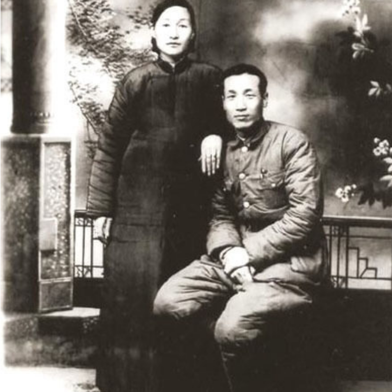 1993年，两位老革命聊到一国军少将，一人突然道：我是他的联络人