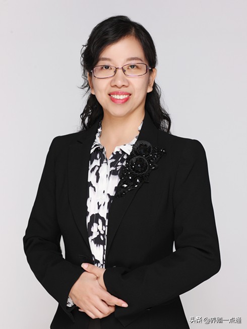 王焕岭（女），华中农业大学教授，鱼类育种专家