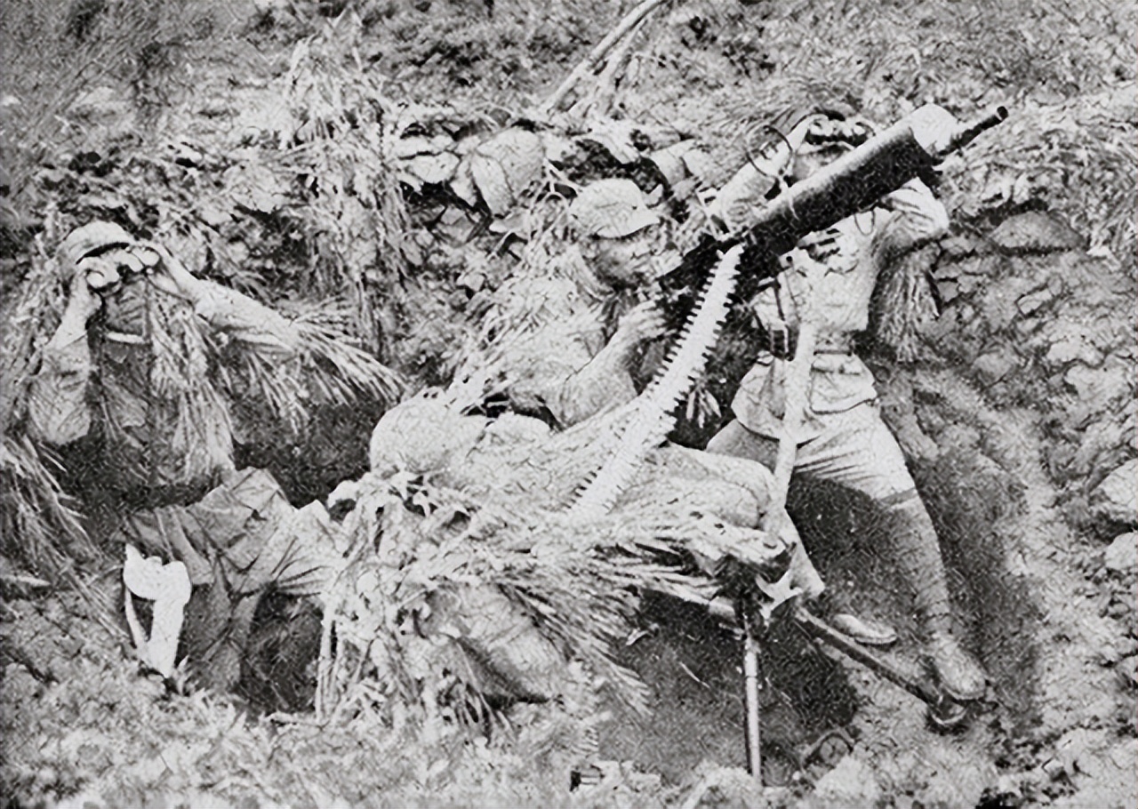 《亮剑》赵刚原型：清华大学高材生，建国后调往北京，成公安部长