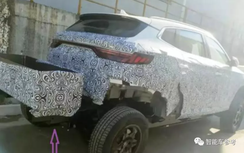 比亚迪终于换logo，就这也能热搜？