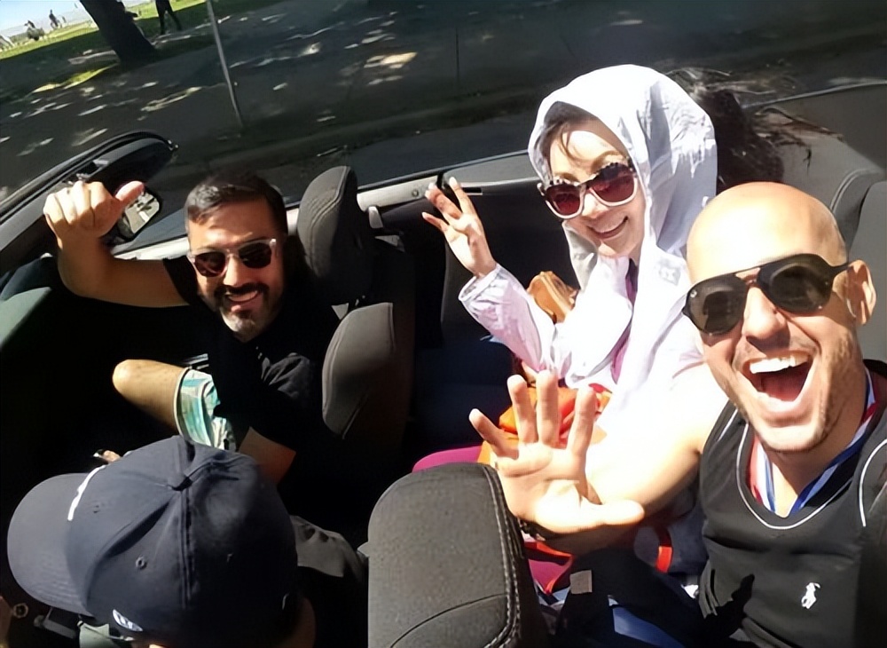 雪瑞姑姑“徐石萍”：58岁孤身赴加留学，花甲之年将生活过成诗歌