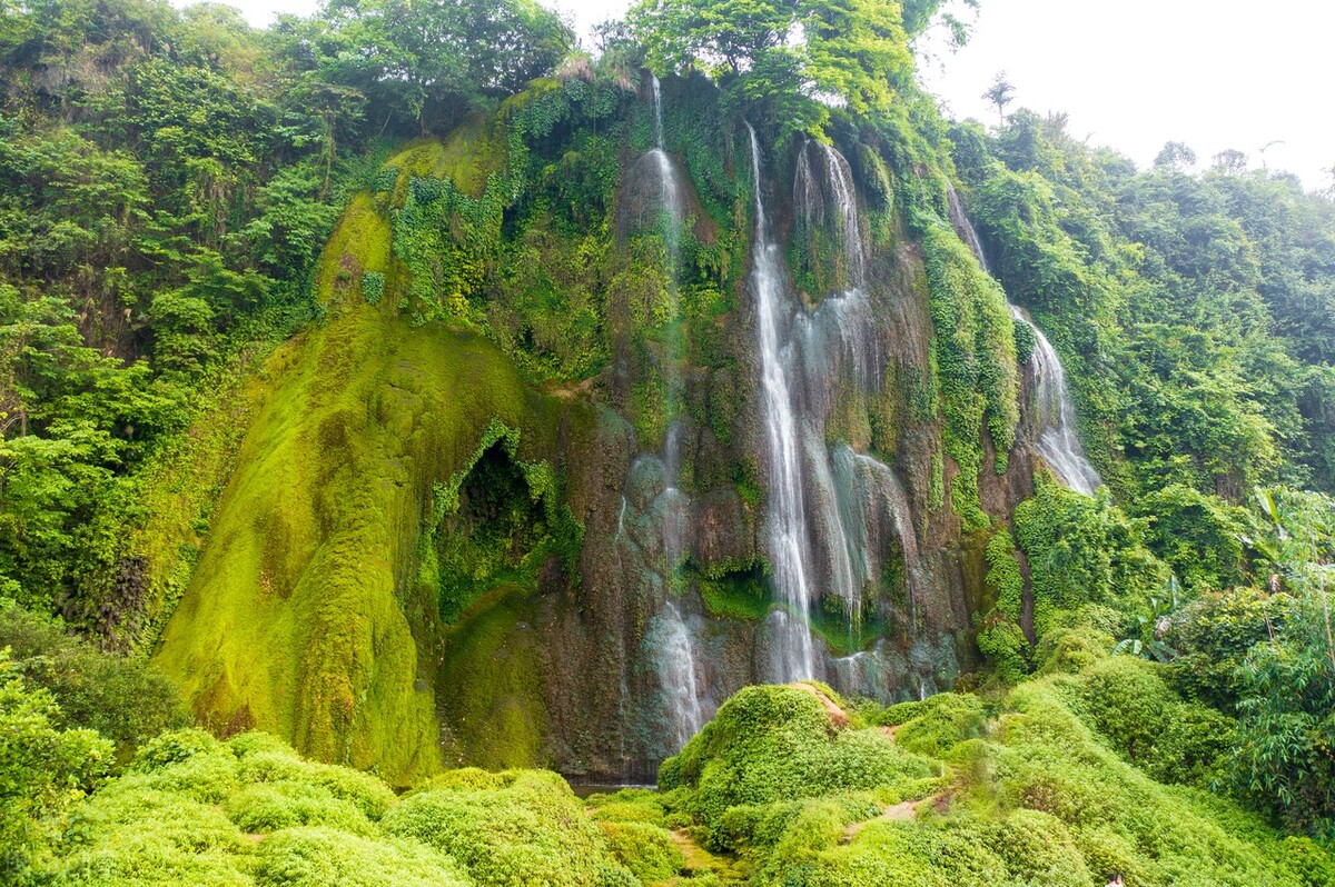 忘记桂林吧，这才是广西盛夏必打卡的地方，靖西7处秘境值得一去