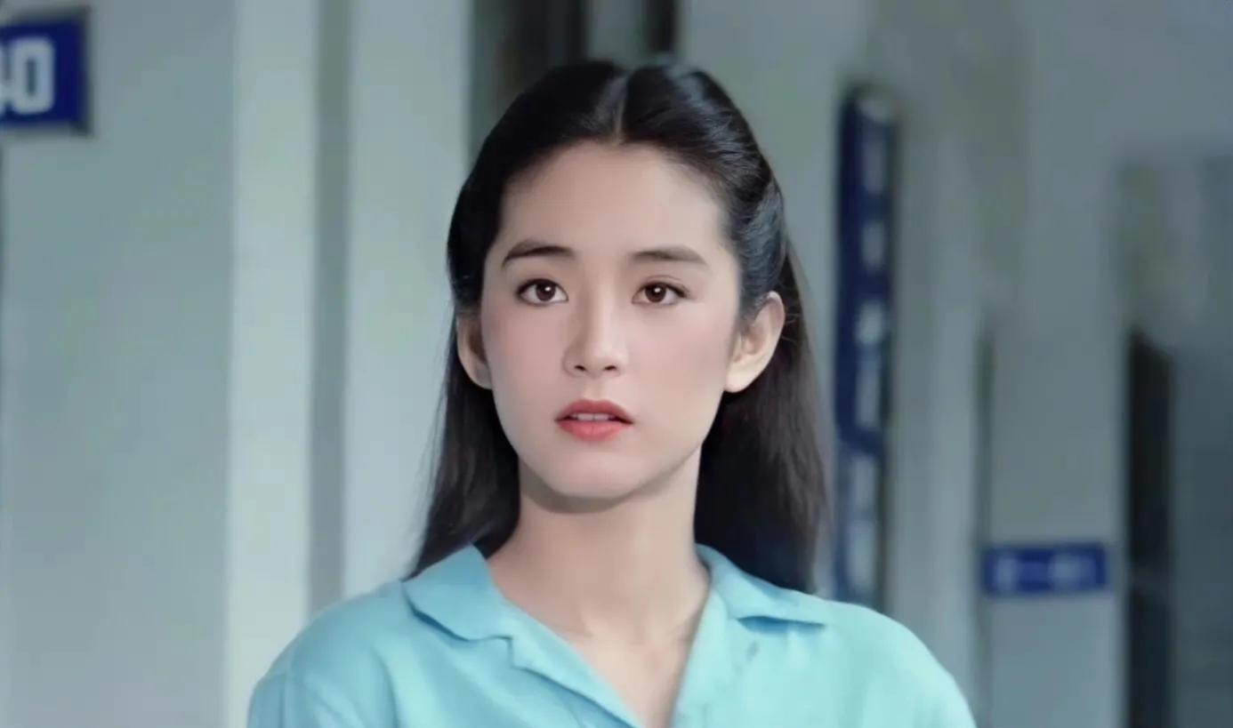 有一种“自卑”叫我好丑，这4位女星都不照镜子的吗？