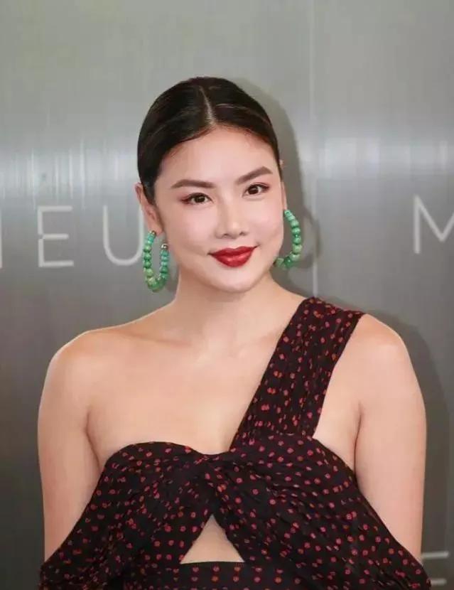 娱乐圈病态审美——微胖就被骂，矮到150cm，瘦到80斤才是美