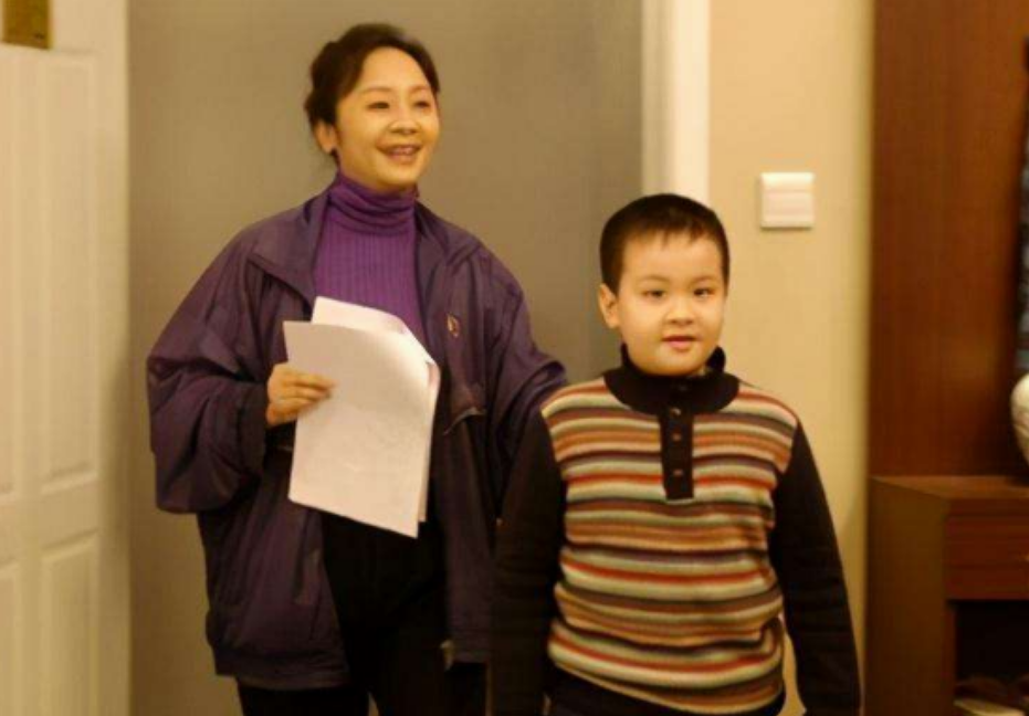 王新军：娶二婚妻子秦海璐后，甘当对方出气筒，把她宠成了公主