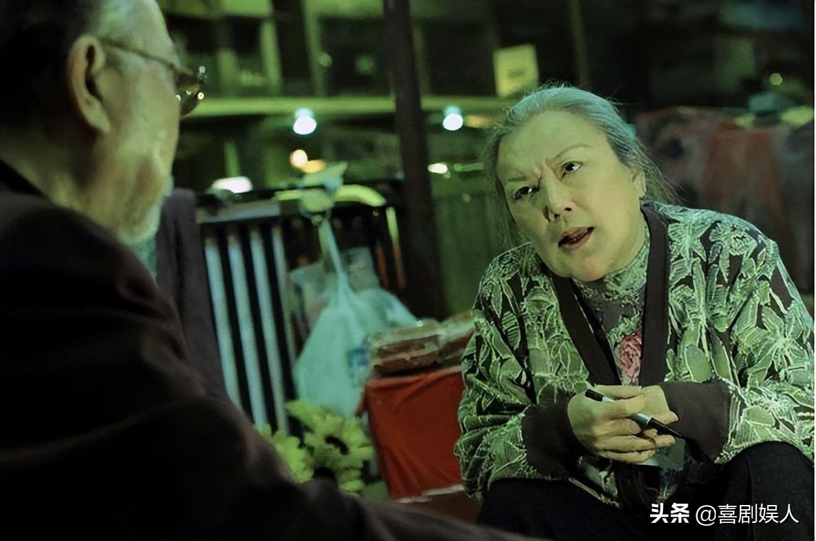 年轻时是人上人，晚年生活心酸，这9位巨星，最惨的靠洗肾续命