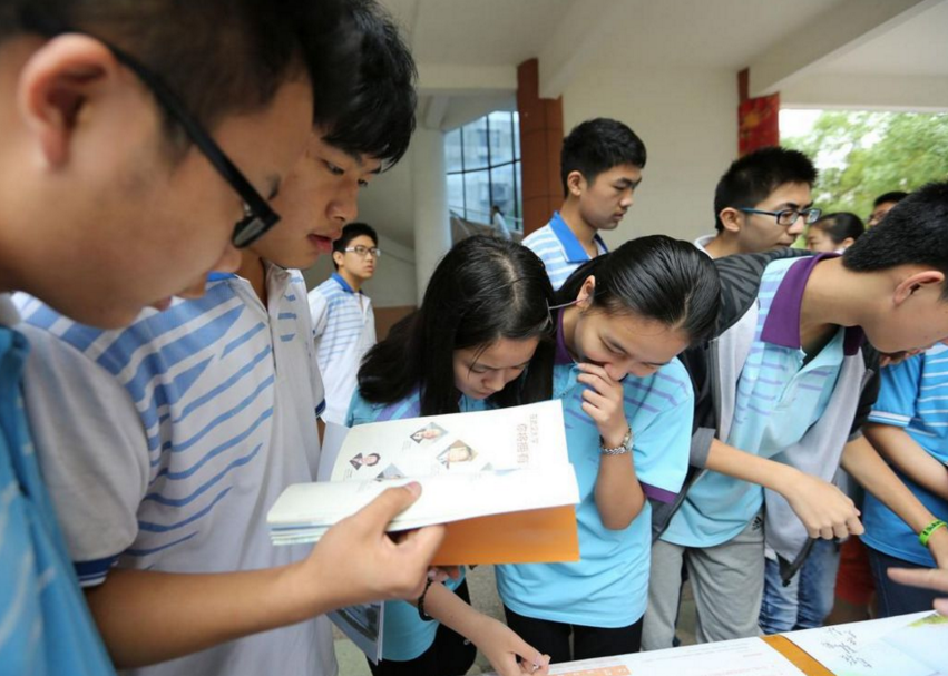 大学中“有钱途”的专业，就业前景十分可观，月薪让人羡慕不已