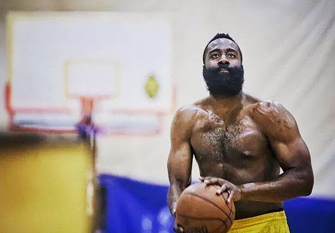 哪些nba运动员的身材最好(NBA现役5个位置最强肌肉男！詹姆斯万年不变 锡安身材似灭霸)