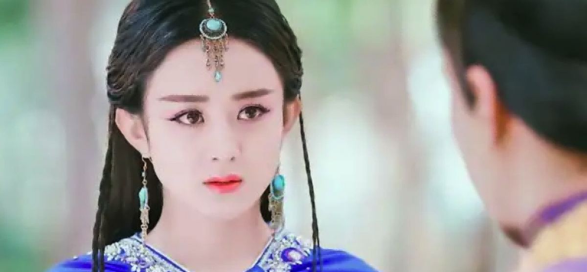 颜值不够别带“额饰”！13位女星造型PK，谁才撑得起倾国倾城