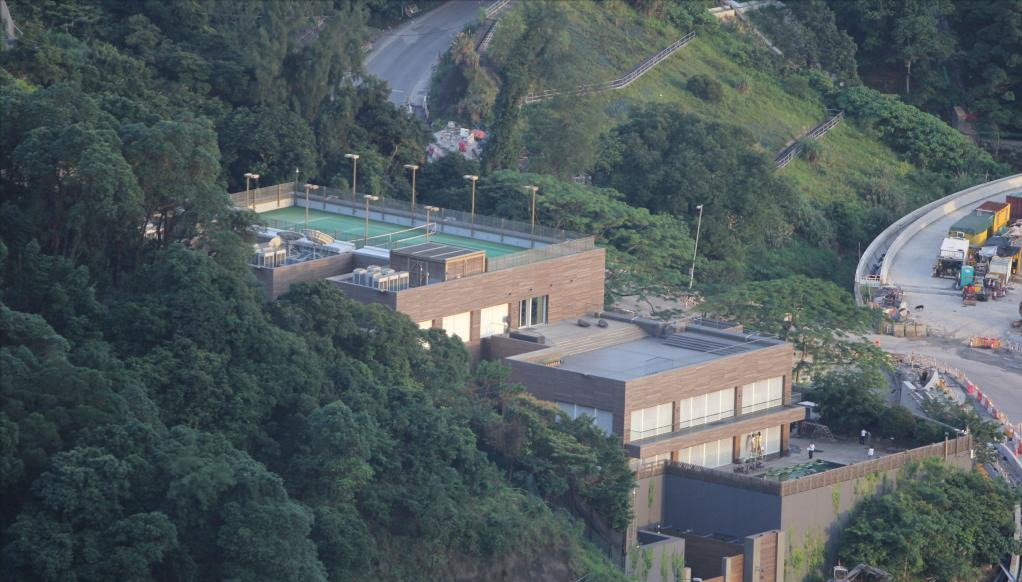 林青霞9亿豪宅如迷宫，房间安装防弹玻璃，致灭火困难连烧8小时