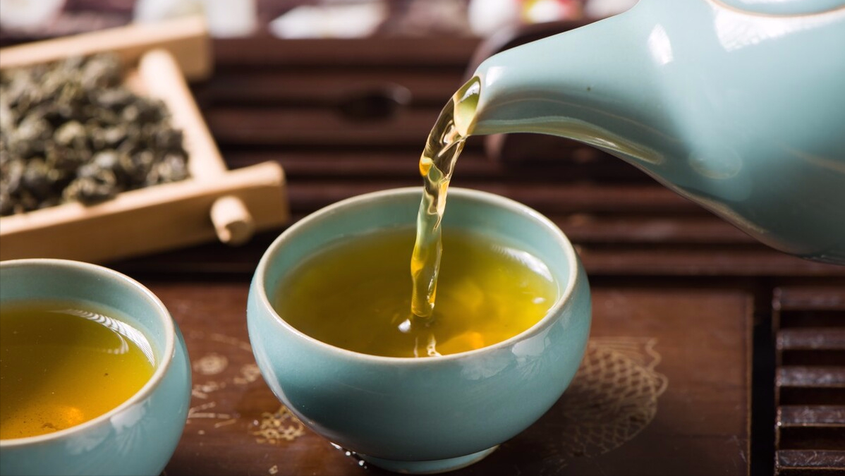 女性不想“老的快”，建议常喝5款“养颜茶”，滋润肌肤，显年轻