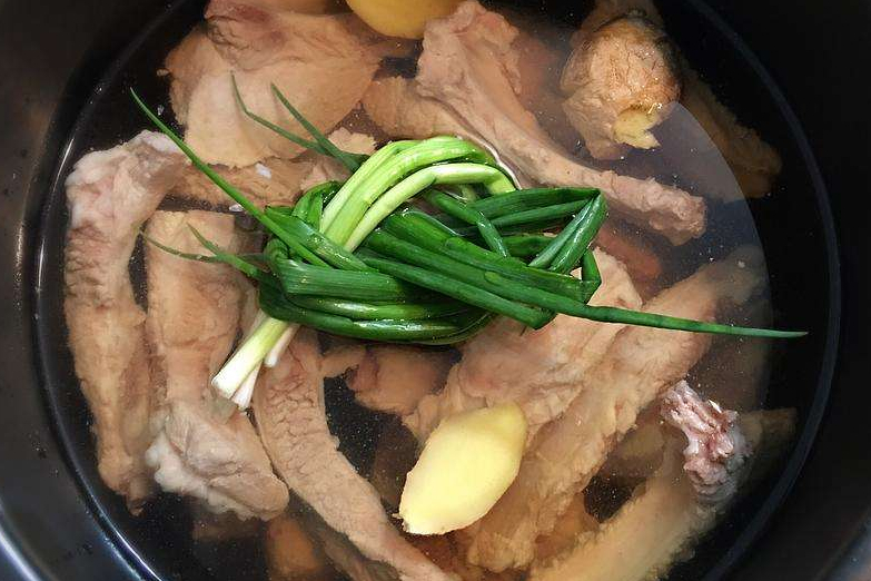 春季进补，别总吃大鱼大肉，10种食物含钙高，尤其孩子要多吃