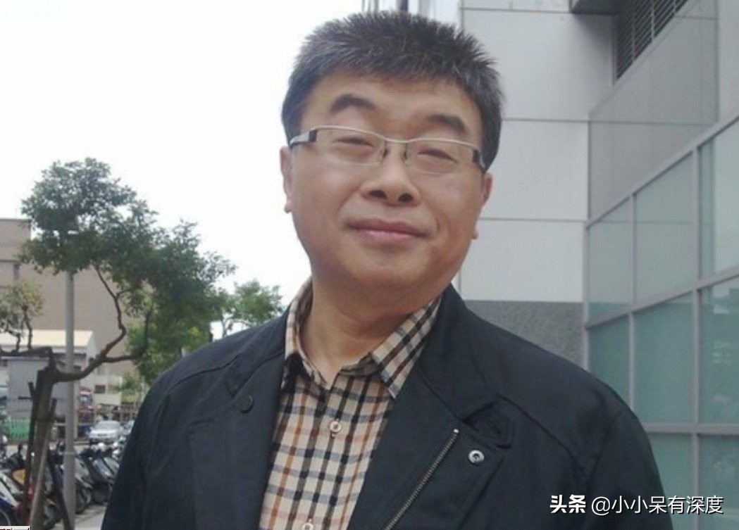 台湾邱毅教授，他铿锵有力地点评，在中国大陆圈粉无数，深受欢迎