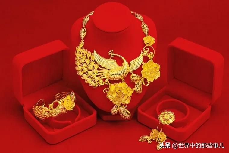 什么是割韭菜网络用语（揭秘割韭菜的心理结构）