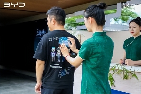 汉为观止· 汉EV千山翠限量版交车仪式（杭州站）