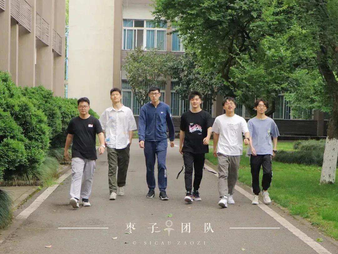 985×2+211×4=？，川农这个寝室不一般