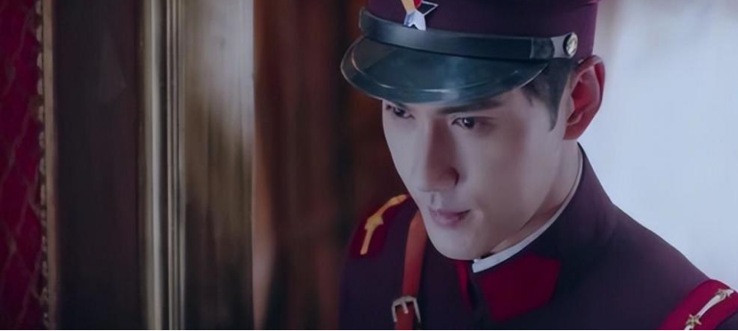 确实,盘点徐正溪所饰演的角色,大部分都在现代的背景中.