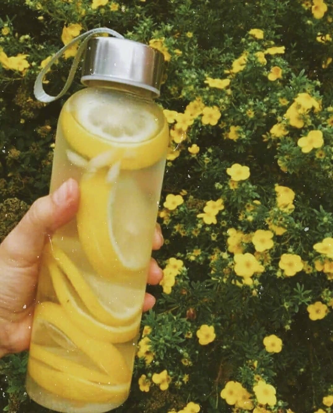 022睡前发朋友圈的晚安语录文案，对得起初心，守得住永心"