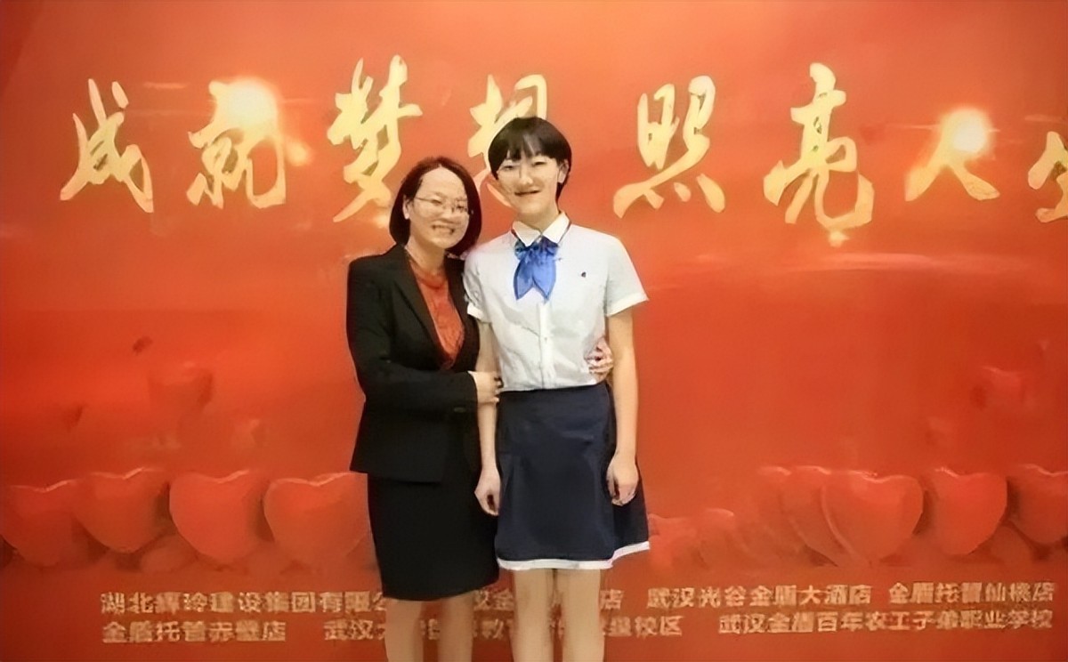 2020年湖北725分高考女状元：语文成绩十年难遇，7岁豪言结果成真