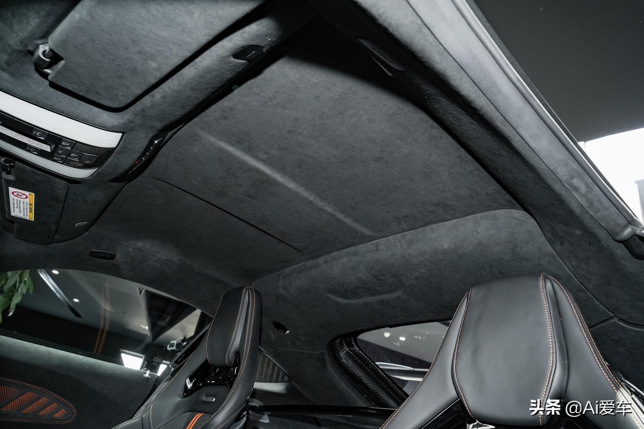 730马力破百3.2S，德系进口豪华2门2座硬顶大跑车，实拍奔驰AMG GT