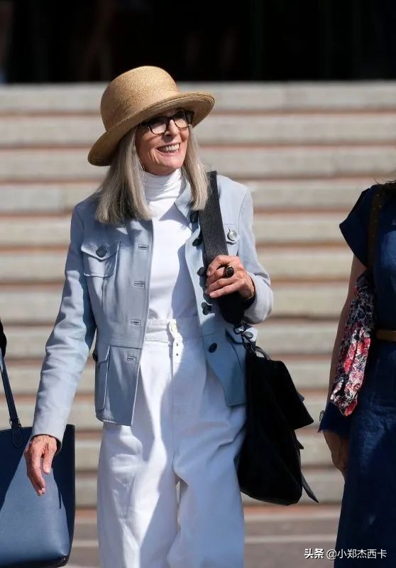 被毁容了还能翻盘？57岁的她才是真 • 传奇